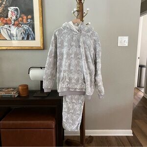 Vera Bradley Cozy Loungewear Set